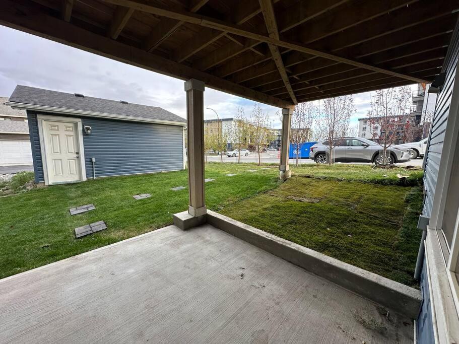 The Urban Nest Holiday home Calgary